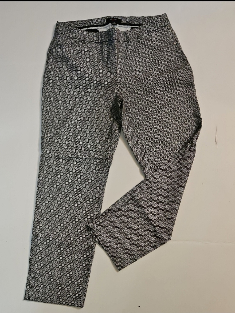 Patterned Slim Crop Pants - Black & White